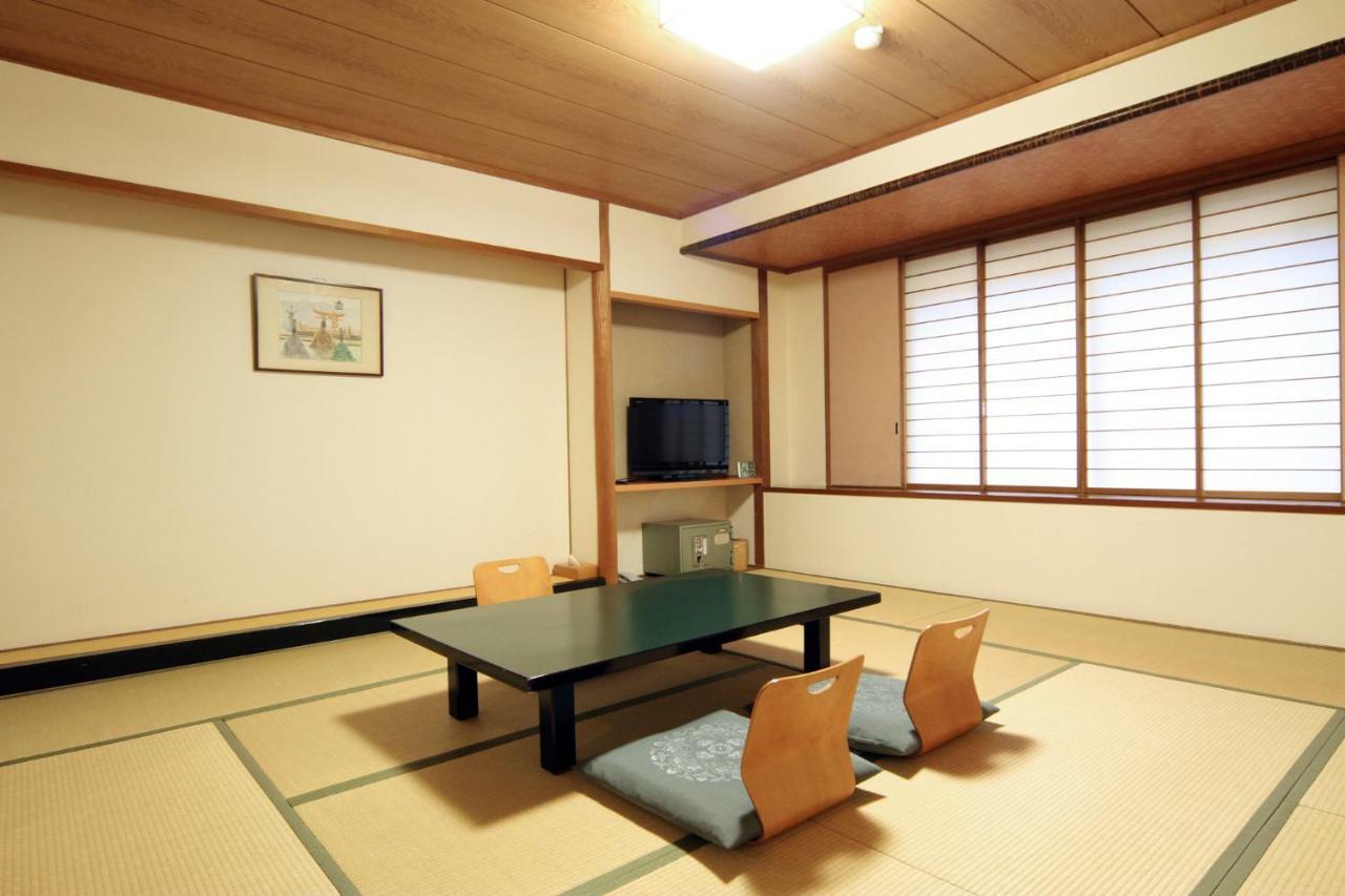 Miyajima Hotel Makoto Хацукаити Экстерьер фото